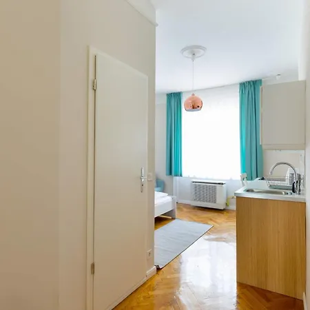 Appartamento Cheerful In The Center Budapest