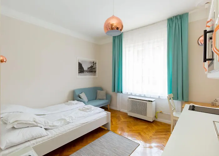 Апартаменты Cheerful In The Center *
